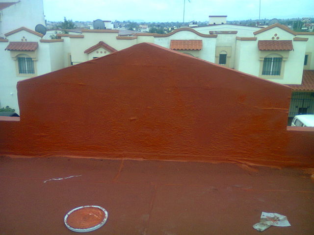 MURO PROTEGIDO CON IMPERMEABILIZANTE ACRÌLICO